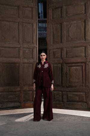 Veloura Rouge