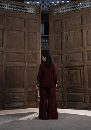 Veloura Rouge